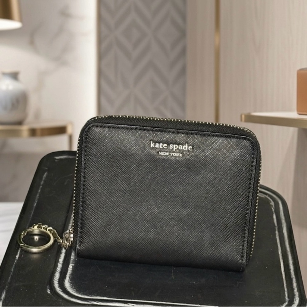 kate spade Black Saffiano Zip Around Card Wallet with Keyring EUC